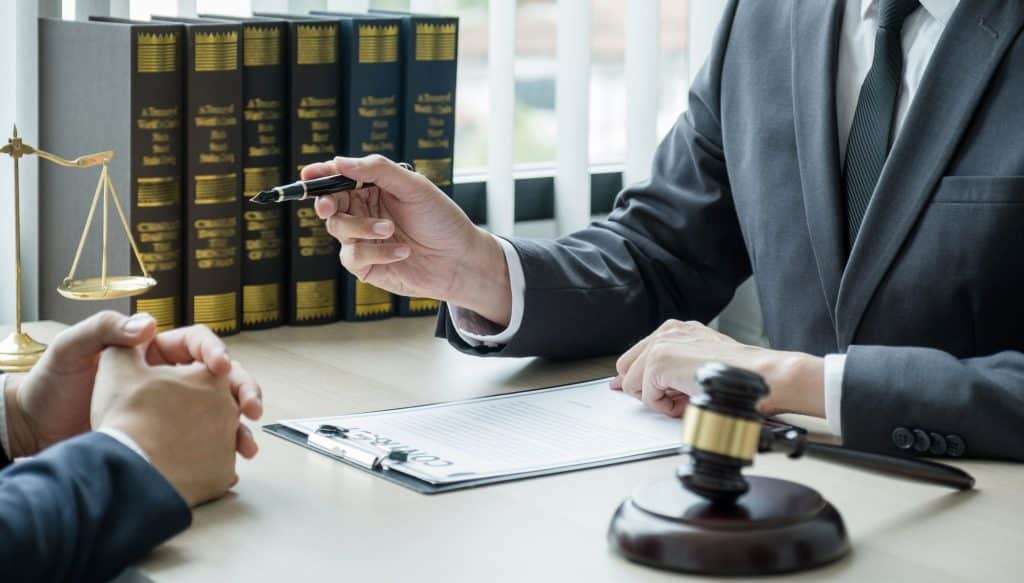 סוגי עורכי דין ולמה הם מתאימים